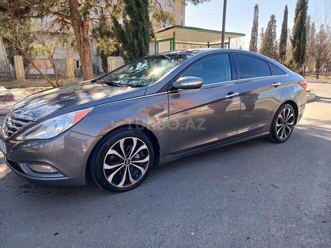 Hyundai Sonata 2012, 233,355 km - 2.0 л - Naftalan