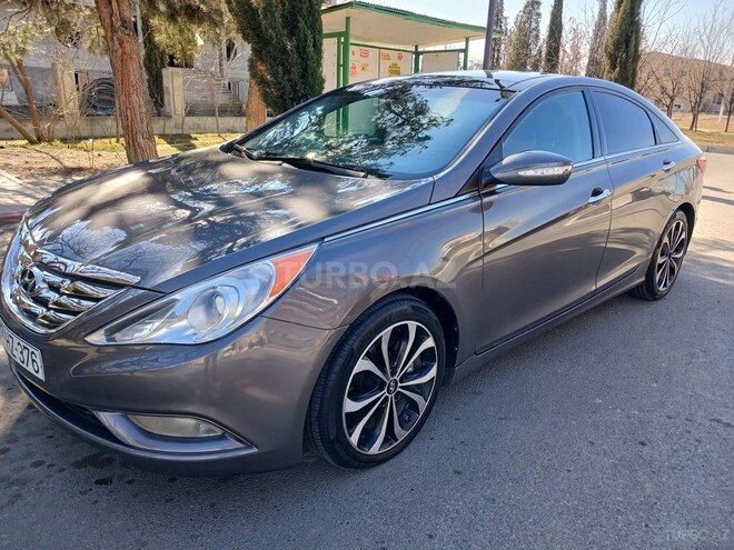 Hyundai Sonata 2012, 233,355 km - 2.0 л - Naftalan