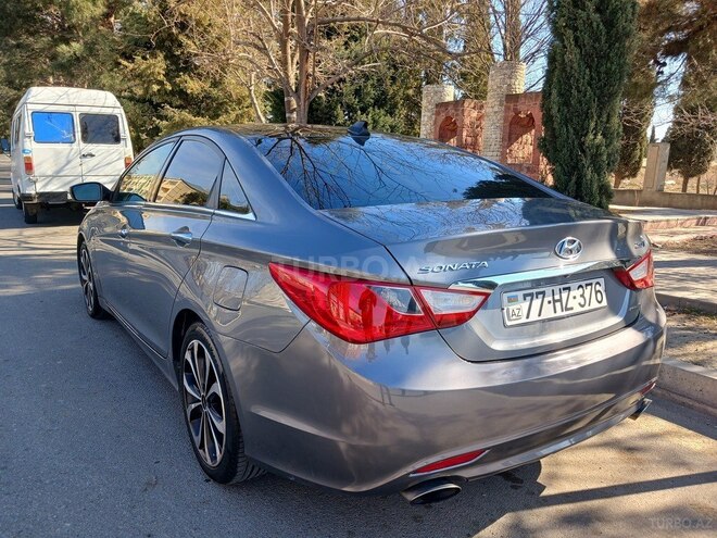 Hyundai Sonata 2012, 233,355 km - 2.0 л - Naftalan