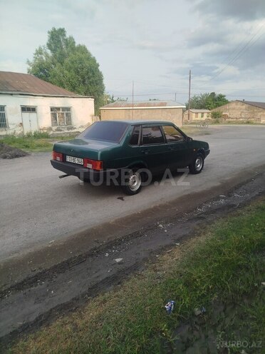 LADA (VAZ) 21099 1997, 200,000 km - 1.6 l - Qax