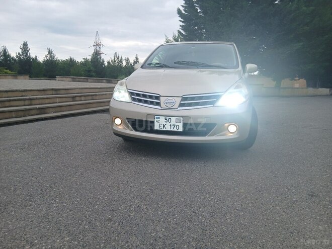 Nissan Tiida 2013, 87,000 km - 1.6 l - Qusar