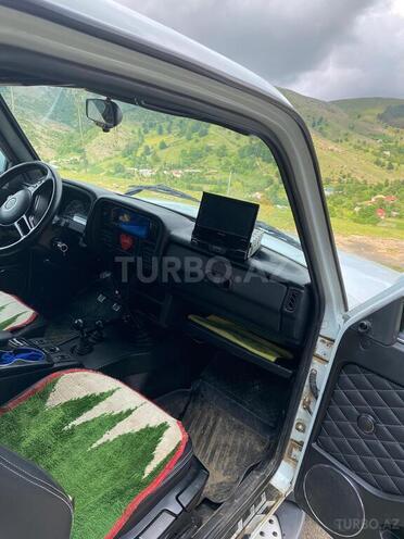 LADA (VAZ) Niva 2015, 96,000 km - 1.7 l - Tovuz