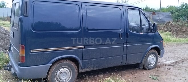 Ford Transit 1999, 92,000 km - 2.5 l - Biləsuvar