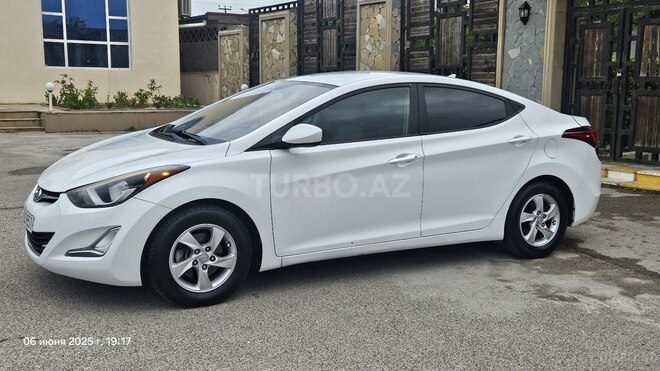 Hyundai Elantra 2015, 255,886 km - 1.8 л - Bakı