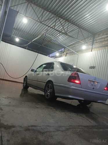 Mercedes C 220 1995, 418,000 km - 2.2 l - Tovuz