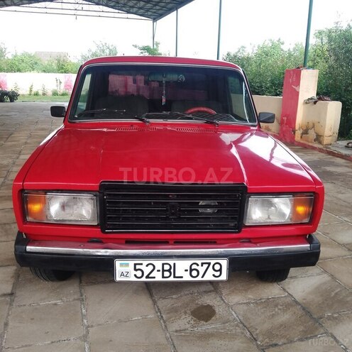 LADA (VAZ) 2107 1996, 60,000 km - 1.6 l - Salyan