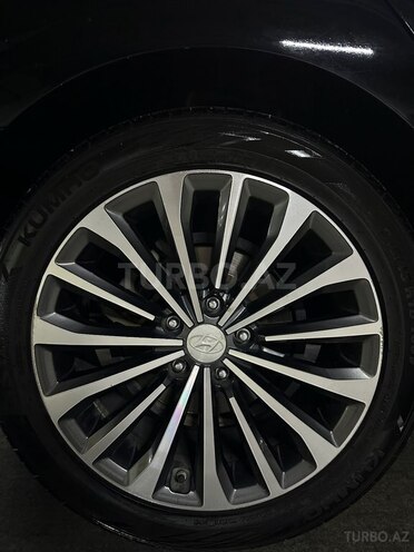 Hyundai Grandeur-3