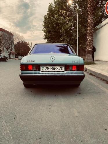 Mercedes 190 1990, 395,833 km - 2.0 л - Yevlax
