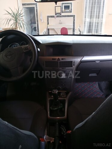Opel Astra 2006, 260,000 km - 1.4 l - Şəmkir