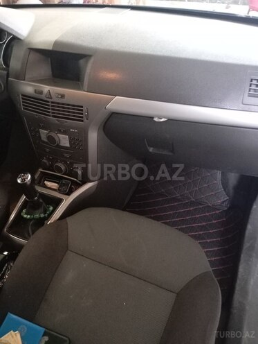 Opel Astra 2006, 260,000 km - 1.4 l - Şəmkir