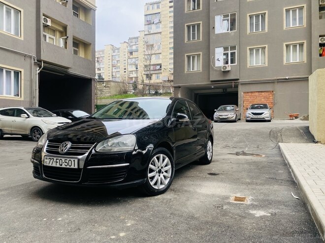 Volkswagen Jetta 2011, 270,000 km - 1.6 l - Bakı