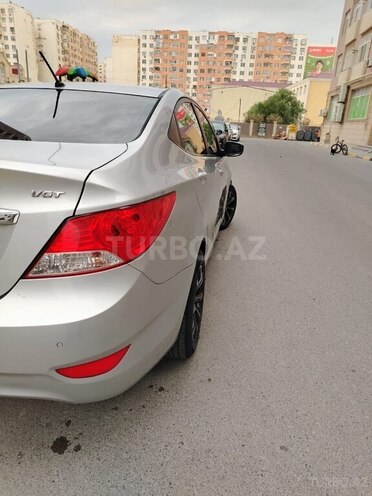 Hyundai Accent 2012, 212,000 km - 1.6 l - Bakı