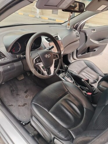 Hyundai Accent 2012, 212,000 km - 1.6 l - Bakı