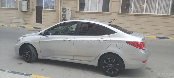 Hyundai Accent 2012, 212,000 km - 1.6 l - Bakı