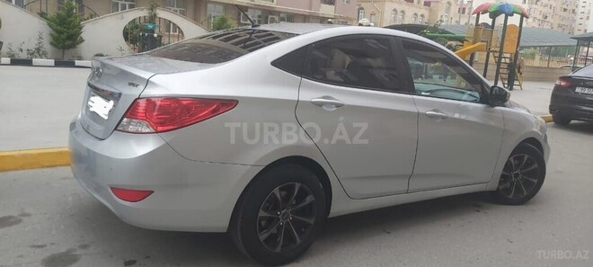 Hyundai Accent 2012, 212,000 km - 1.6 l - Bakı