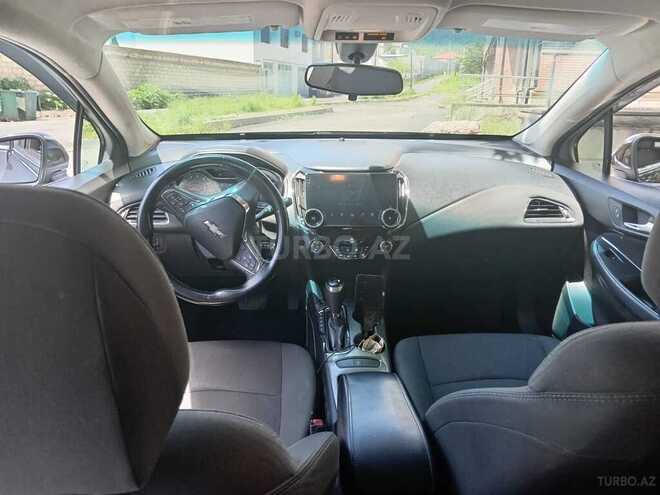 Chevrolet Cruze 2016, 250,213 km - 1.4 l - Qax