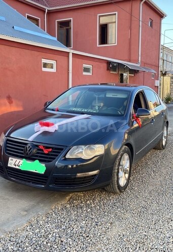 Volkswagen Passat 2005, 320,000 km - 2.0 л - Bakı