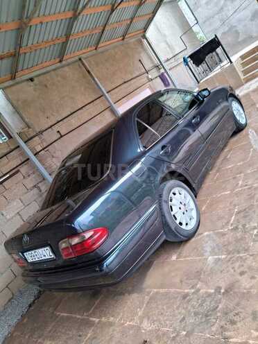 Mercedes E 220 d 2001, 388,322 km - 2.2 l - Bakı