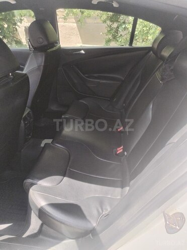 Volkswagen Passat 2005, 139,000 km - 2.0 l - Gəncə