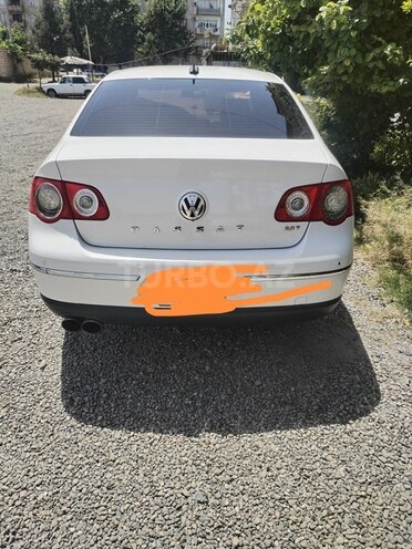 Volkswagen Passat 2005, 139,000 km - 2.0 l - Gəncə