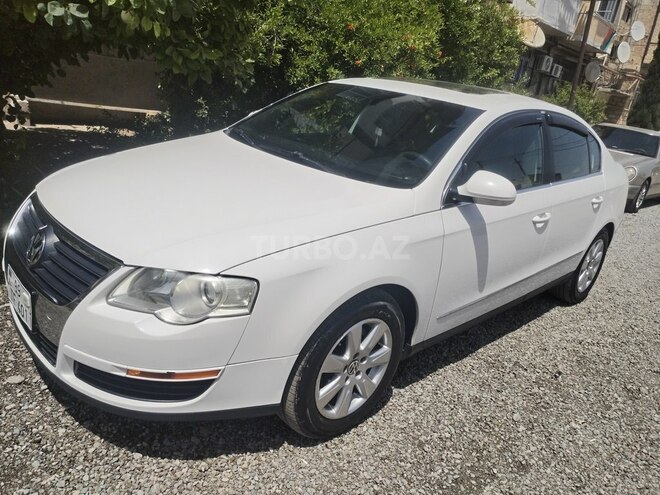 Volkswagen Passat 2005, 139,000 km - 2.0 l - Gəncə