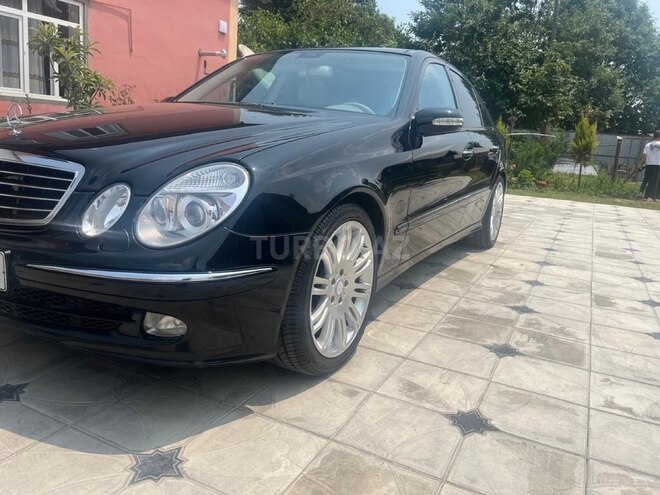 Mercedes E 240 2003, 265,984 km - 2.6 l - Bakı