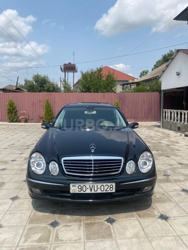 Mercedes E 240 2003, 265,984 km - 2.6 l - Bakı