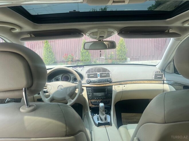 Mercedes E 240 2003, 265,984 km - 2.6 l - Bakı