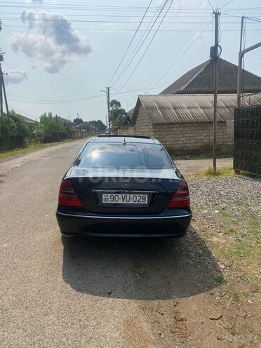 Mercedes E 240 2003, 265,984 km - 2.6 l - Bakı