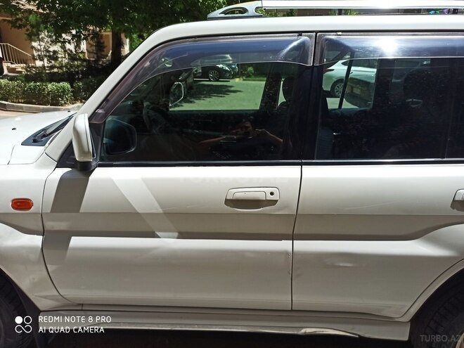 Mitsubishi Pajero io 2000, 191,000 km - 2.0 л - Bakı
