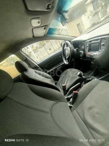 Kia Rio 2008, 208,659 km - 1.4 l - Yevlax