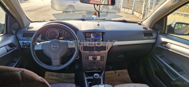 Opel Astra 2004, 255,000 km - 1.4 l - Gəncə