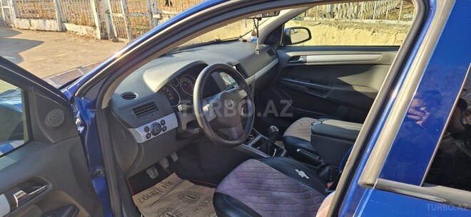 Opel Astra 2004, 255,000 km - 1.4 l - Gəncə
