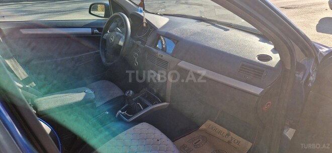 Opel Astra 2004, 255,000 km - 1.4 l - Gəncə