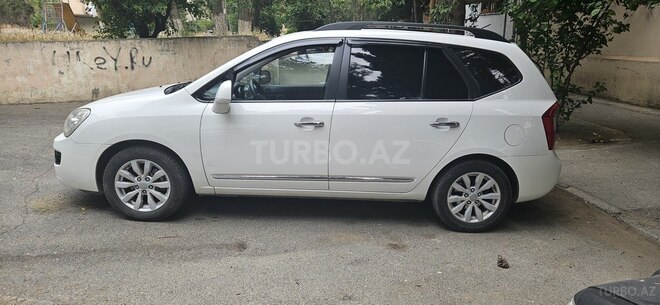 Kia Carens 2010, 125,500 km - 2.0 l - Bakı