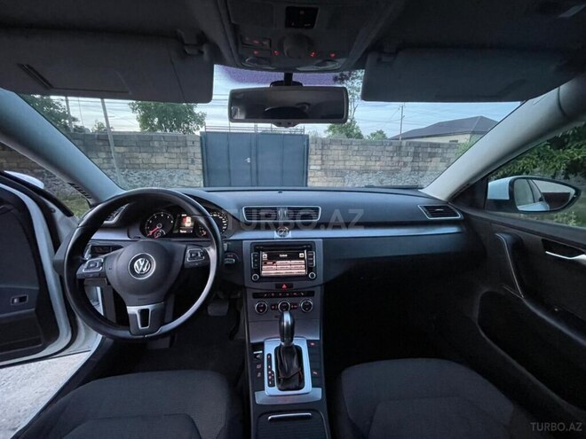 Volkswagen Passat 2014, 120,300 km - 1.8 l - Lənkəran