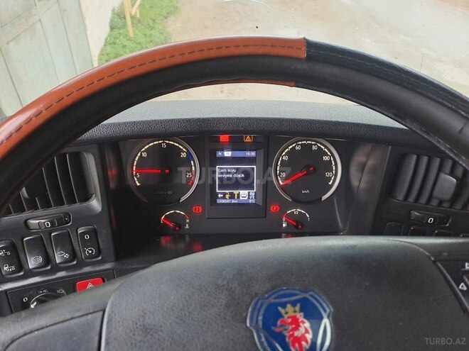Scania R440 2011, 1,300,000 km - 12.0 l - Salyan