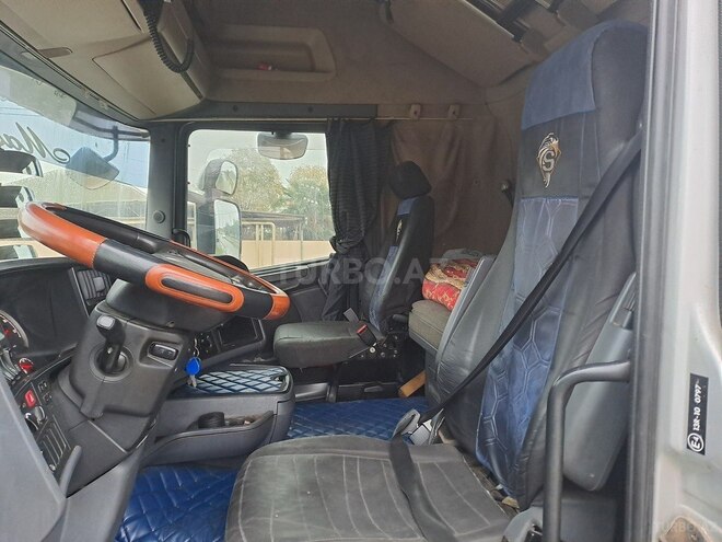 Scania R440 2011, 1,300,000 km - 12.0 l - Salyan