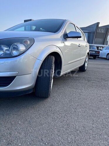 Opel Astra 2006, 347,300 km - 1.3 l - Samux