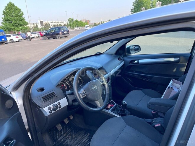 Opel Astra 2006, 347,300 km - 1.3 l - Samux