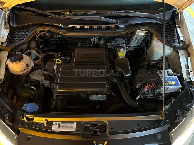 Volkswagen Polo 2018, 99,500 km - 1.6 л - Bakı