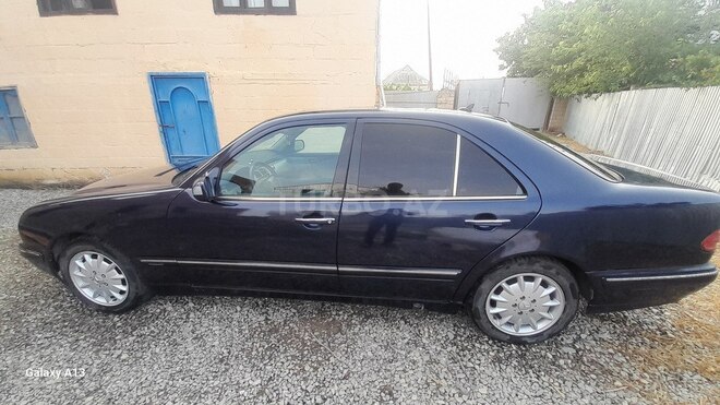 Mercedes E 240 2000, 301,000 km - 2.4 l - Kürdəmir