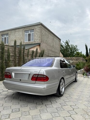 Mercedes E 220 d 2001, 250,000 km - 2.2 l - Bakı