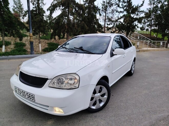 Chevrolet Lacetti-2