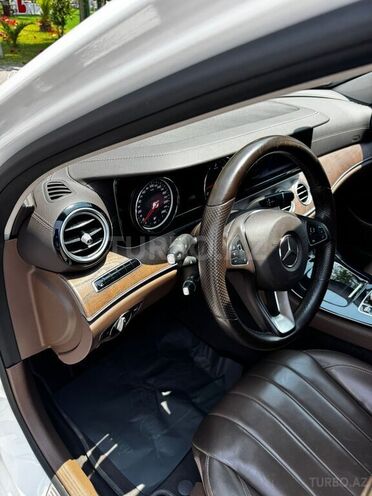 Mercedes E 220 d 2016, 145,000 km - 2.0 l - Bakı