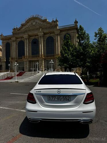 Mercedes E 220 d 2016, 145,000 km - 2.0 l - Bakı