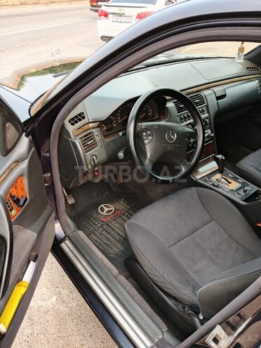 Mercedes E 240 1998, 352,652 km - 2.4 l - Cəlilabad