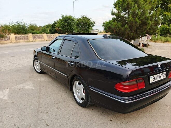Mercedes E 240 1998, 352,652 km - 2.4 l - Cəlilabad