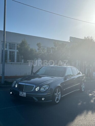 Mercedes E 350 2005, 284,000 km - 3.5 l - Gəncə