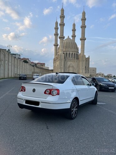Volkswagen Passat 2008, 241,490 km - 1.8 л - Bakı